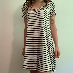 Striped flowy Dress